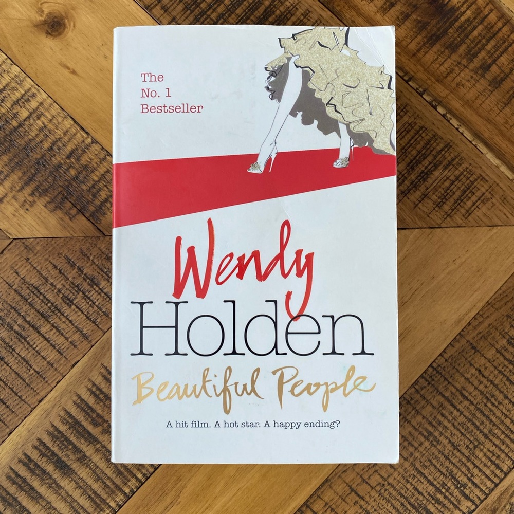 📚3/15$📚 Beautiful People